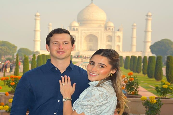Sunrise Taj Mahal & Agra Fort Tour from Delhi - Private Car & 5-Star Breakfast