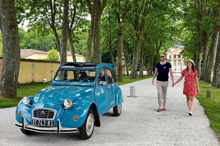 Cruise the Médoc in a Classic Citroën: Private Margaux Wine Tour