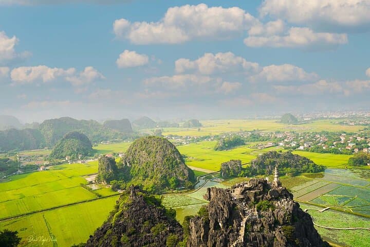 Full-Day Ninh Binh: Hoa Lu Ancient Capital, Tam Coc Boat Ride & Mua Cave Climb photo 2