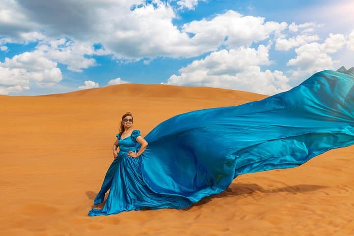 Dubai Flying Dress Photoshoot: Iconic City and Desert Sessions photo 3