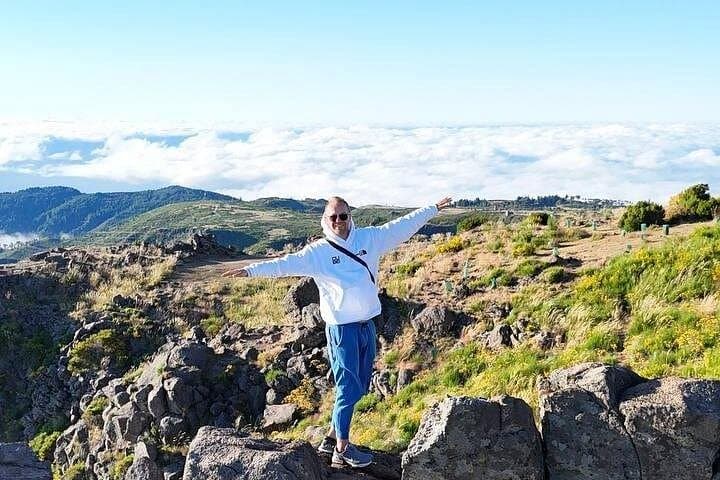 Sunrise Jeep Tour to Pico do Arieiro: Dawn at Madeira's 1818m Peak photo 1