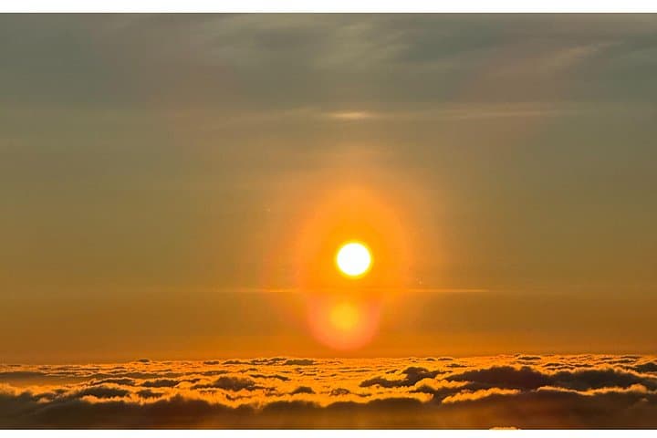 Sunrise Jeep Tour to Pico do Arieiro: Dawn at Madeira's 1818m Peak photo 3