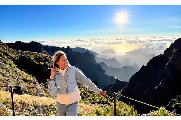 Sunrise Jeep Tour to Pico do Arieiro: Dawn at Madeira's 1818m Peak photo 4