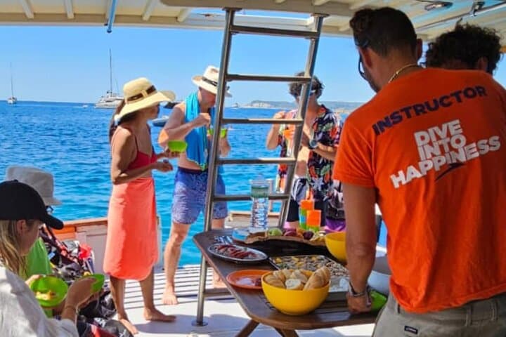 Snorkel La Maddalena & Lavezzi: Day Trip From Palau to Crystal Coves photo 5