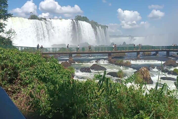 Iguassu Falls in One Day: Private Tour of Brazil and Argentina Sides photo 2