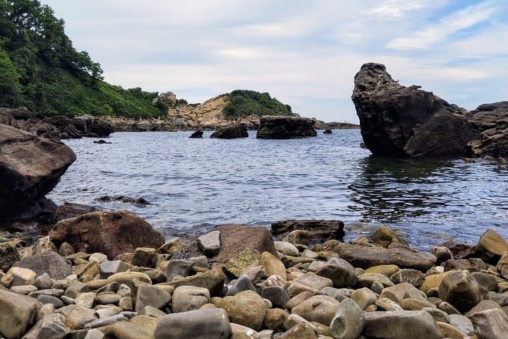 Hondarribia Bike Tour: Cape Higuer Lighthouse, Fishermen’s Quarter & Basque Culture