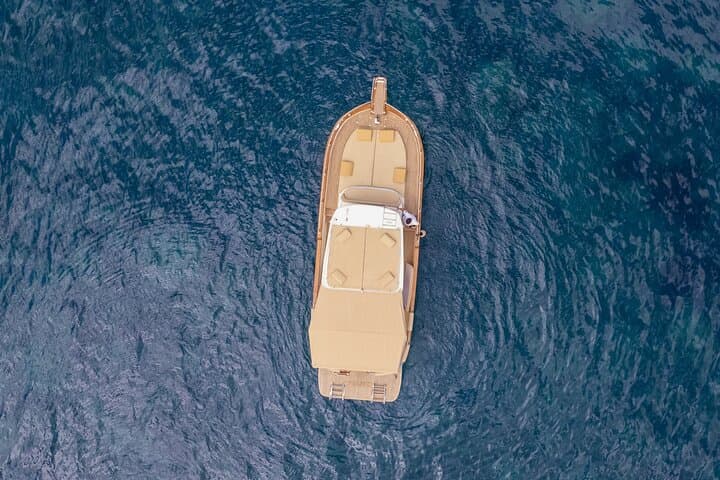 Circumnavigate Ischia: Small-Group Boat Excursion with Lunch and Swim Stops