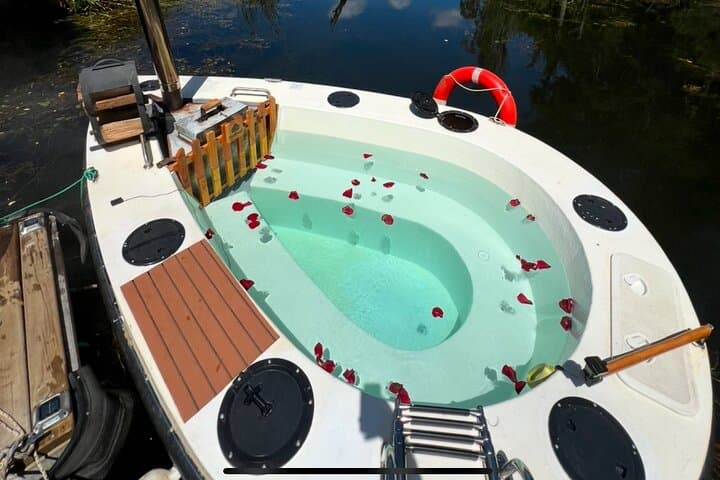 Self-Drive Electric Hot Tub Boat on Rivera Lagoon — Pucón's Scenic Water Escape