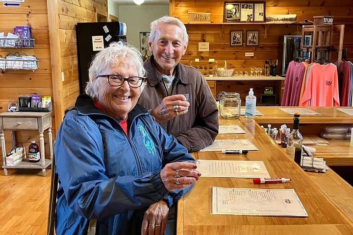 Highlights of the Smokies: Pigeon Forge Scenic Tasting & Waterfall Tour photo 4