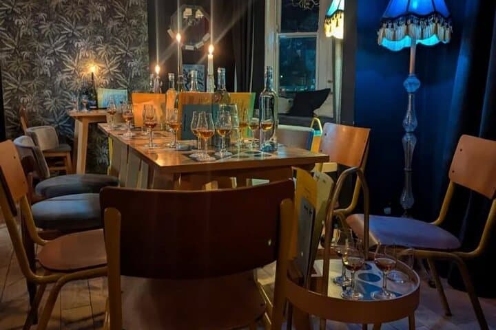 Private Wine Tour of Margate: Walking Wine Tastings at Top Seafront Bars photo 4