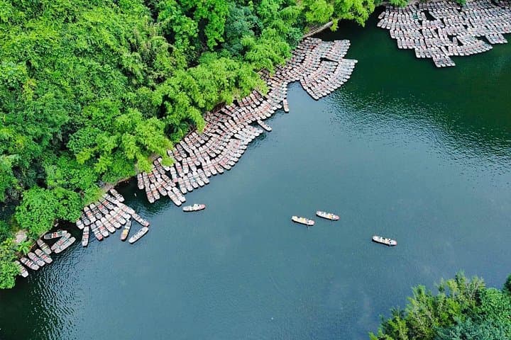 Private Ninh Binh Day Trip from Hanoi — Trang An, Bich Dong & Mua Caves photo 5