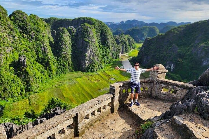 Private Ninh Binh Day Trip from Hanoi — Trang An, Bich Dong & Mua Caves photo 2