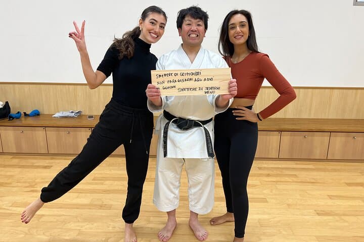 Karate Workshop in Beppu: Master Essential Moves in 90 Minutes