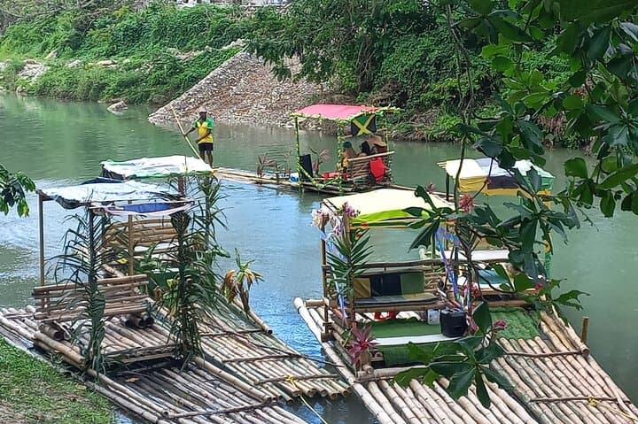 Rio Nuevo Bamboo River Rafting with Private Transportation from Ocho Rios