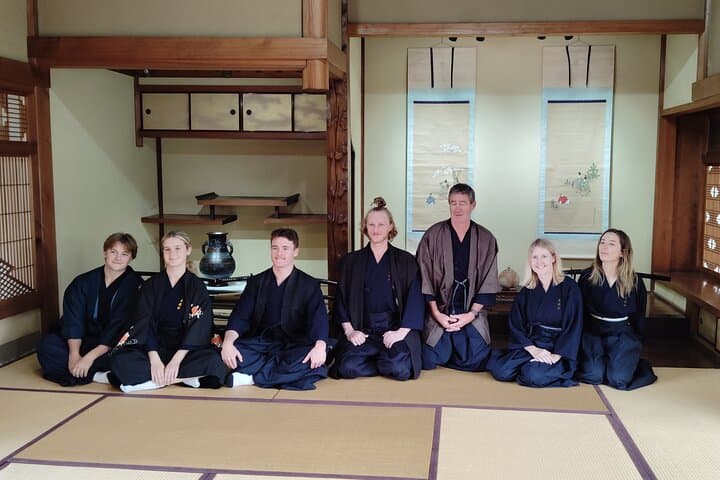 Samurai Experience at Arai Residence: Toyama-ryu Iaido Workshop in Izumisano, Osaka photo 3
