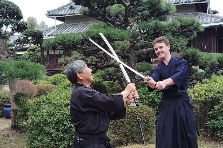 Samurai Experience at Arai Residence: Toyama-ryu Iaido Workshop in Izumisano, Osaka photo 4