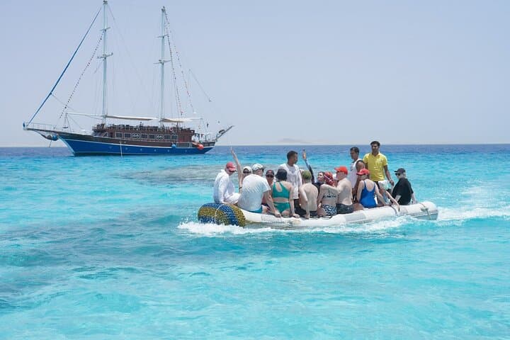 Pirates Sailing Boat Cruise to Turtle Bay from Port Ghalib — Marsa Alam Red Sea Snorkel