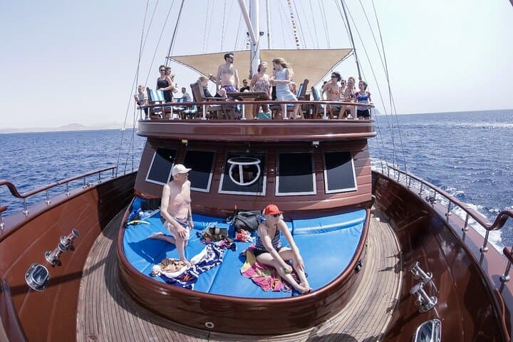 Pirates Sailing Boat Cruise to Turtle Bay from Port Ghalib — Marsa Alam Red Sea Snorkel photo 3