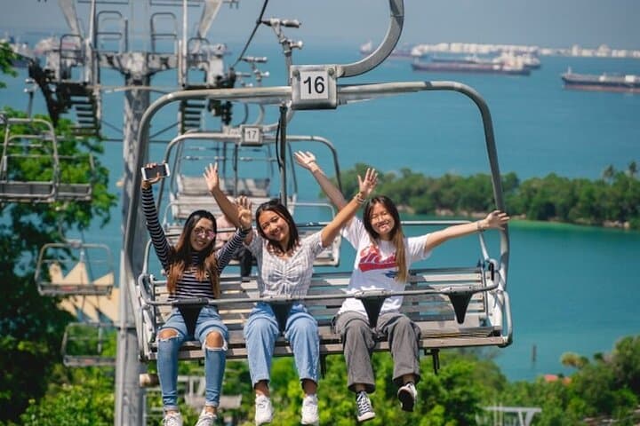 Skyline Luge Singapore — Race Sentosa’s Gravity-Fed Tracks and Skyride Views photo 4