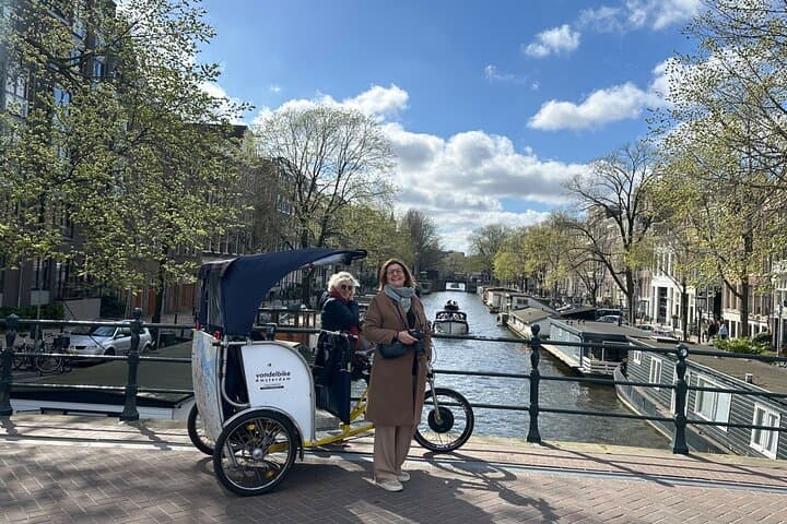Amsterdam Pedicab Rickshaw Tour: See the Highlights in 1 Hour