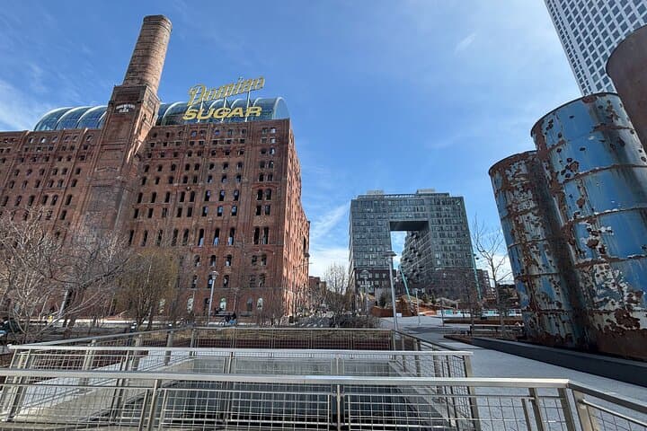 BQE Bike Tour: Brooklyn–Queens Waterfront Ride From Midtown photo 2