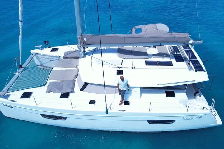 Private Catamaran Cruise to Pine Cay & Sand Dollar Bar — Grace Bay Afternoon Tour photo 3