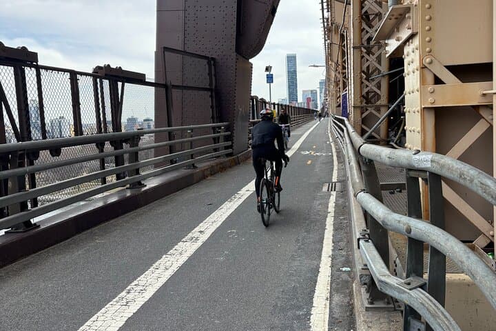 BQE Bike Tour: Brooklyn–Queens Waterfront Ride From Midtown photo 6