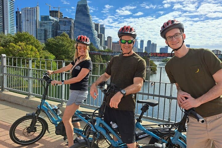 E-Bike Ladybird Lake: Austin’s Scenic 10–12 Mile Hike-and-Bike Loop