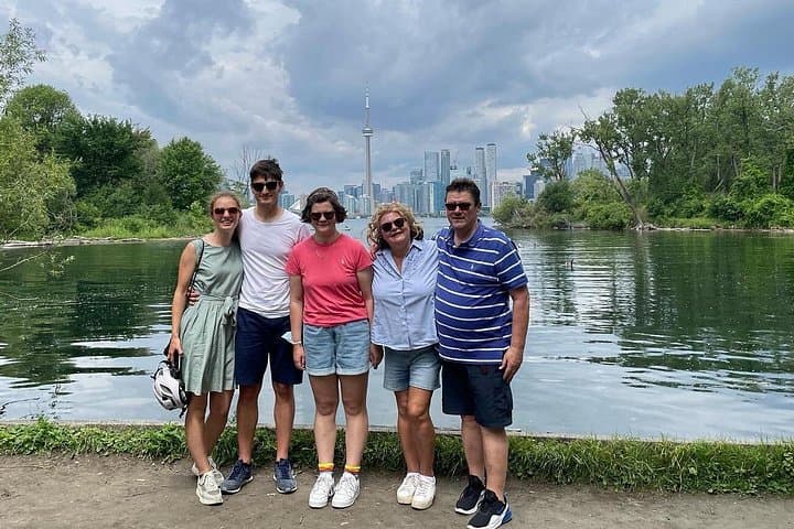 Toronto Islands Sunrise Breakfast Tour: Bike, Ferry & Breakfast at Ward's Island photo 4