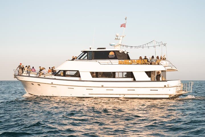 Santa Barbara Coastal Yacht Cruise from Stearns Wharf — 1-Hour Scenic Trip photo 3