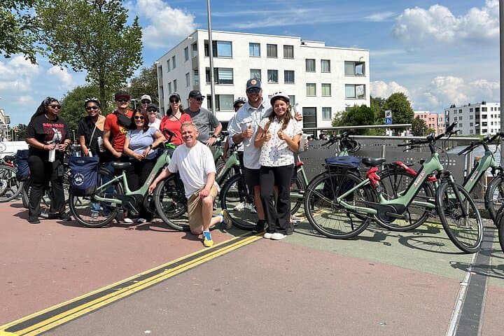 E-Bike Tour: Amsterdam Highlights & Hidden Gems - 2.5-Hour Guided Ride photo 4