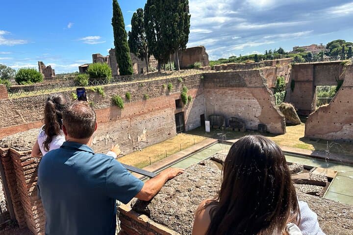 VIP Colosseum & Ancient Rome: Private Forum and Palatine Hill Tour photo 4