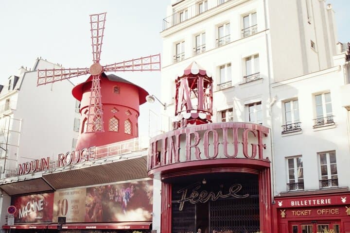 Paris Dessert Tour — Wickedly Delicious Montmartre Pastry & Chocolate Tasting photo 2