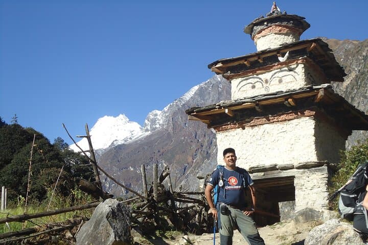 Manaslu Circuit Trek: 12-Day High-Altitude Loop from Kathmandu to Larkya La photo 4