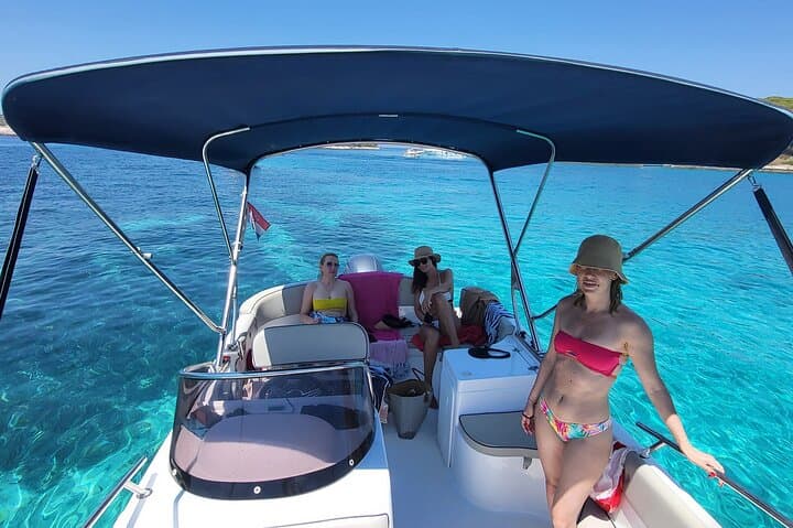 Private Hvar Speedboat: Pakleni Islands, Red Rocks & Sunset Cruise photo 6