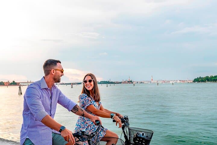 Full-Day Venice Lido & Pellestrina E‑Bike Rental — Beaches, Forts, and Lagoon Views