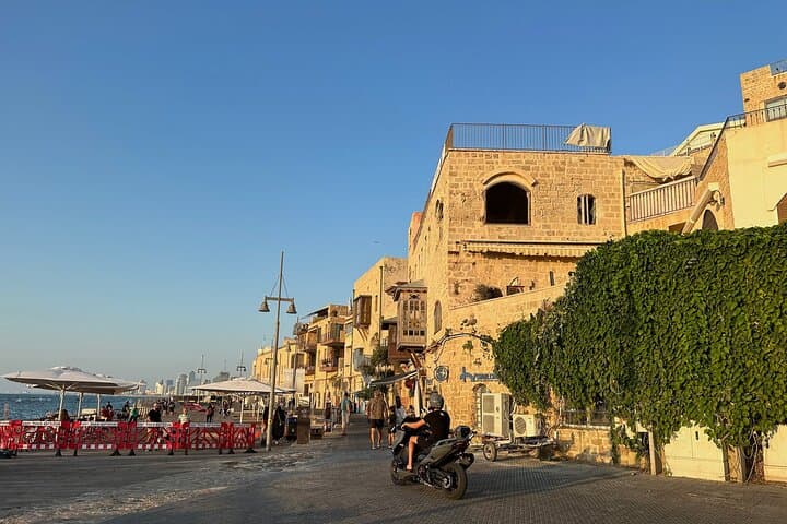 Sunset Walk Through Old Jaffa: Tel Aviv Skyline & Ancient Harbor Tour photo 6