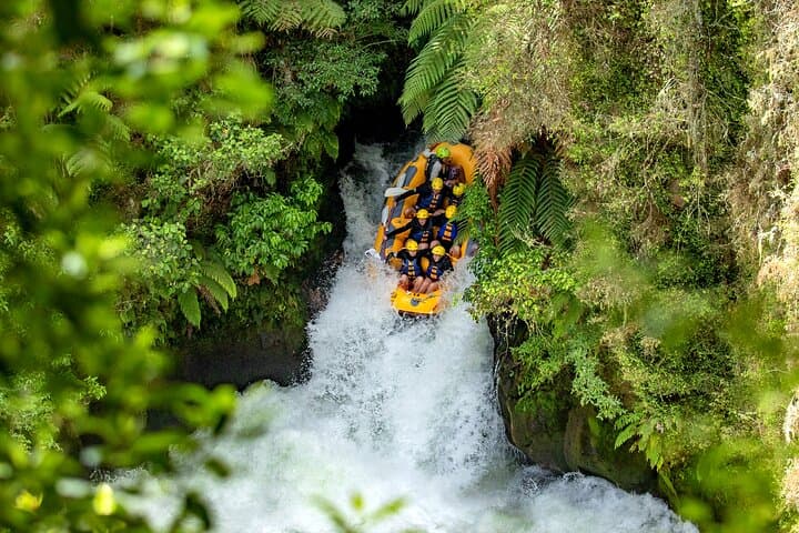 Kaituna River White Water Rafting from Rotorua: Tutea Falls, Grade 5 Rapids & Free Sauna