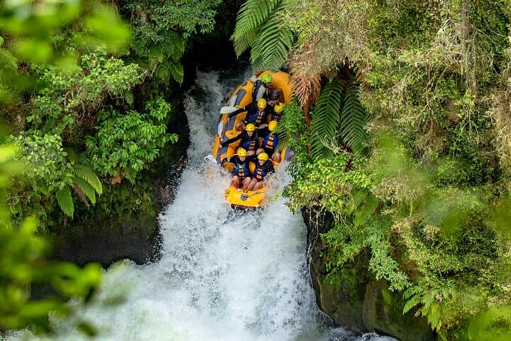 Kaituna River White Water Rafting from Rotorua: Tutea Falls, Grade 5 Rapids & Free Sauna photo 2