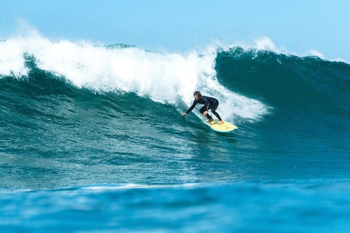 Learn to Surf at Huntington Beach: Beginner-Friendly 75-Minute Lesson