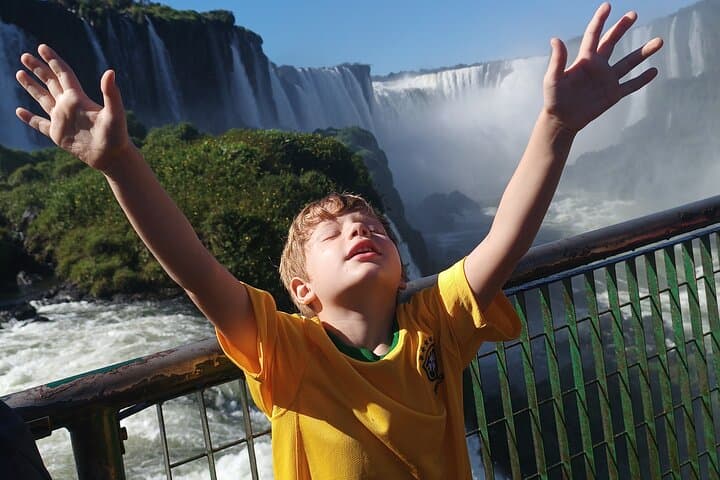 Private One-Day Iguazu Falls Tour: Argentina & Brazil with Optional Boat Ride