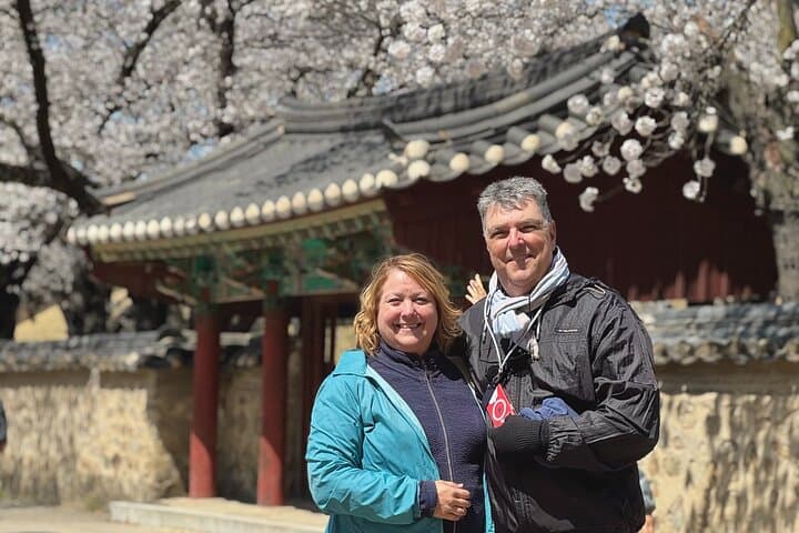 Private Gyeongju UNESCO Tour — Bulguksa, Seokguram & Silla Sites photo 2