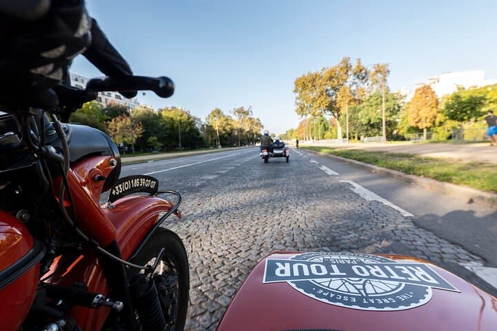 Vintage Sidecar Through Paris & Versailles: Exclusive Full-Day Ride photo 2