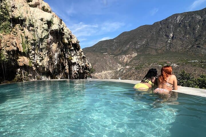 Tolantongo Hot Springs Day Trip from Mexico City: Caves, Thermal Pools & Turquoise River photo 3