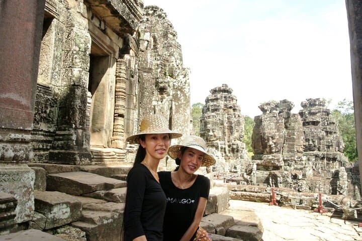 Private Sunrise or Sunset Angkor Wat Tour — Luxury Guided Experience in Siem Reap photo 4