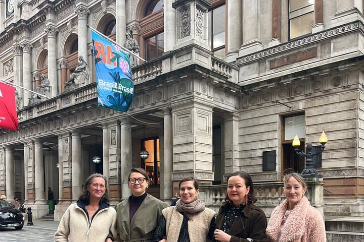 Inside Mayfair's Private Art Galleries: A 3-Hour Walk with an Art Historian photo 2