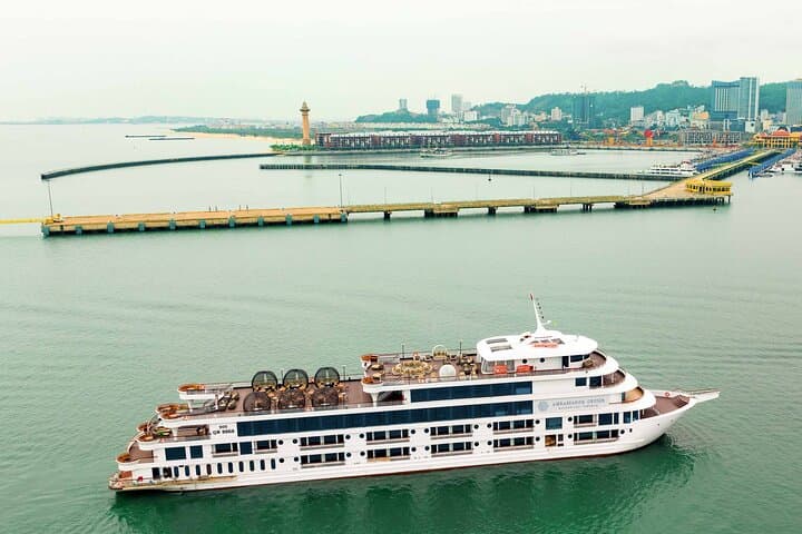 Full-Day Explore Halong Bay Cruise — Sung Sot, Titov & Luon Cave