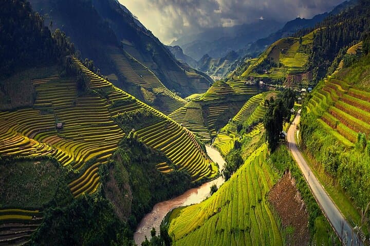Ha Giang Karst Plateau: 3-Day Adventure from Hanoi