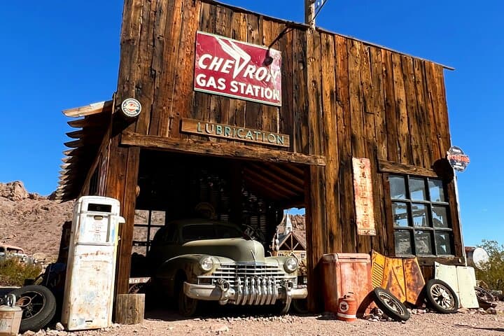 Small-Group Las Vegas Tour: Seven Magic Mountains, Nelson Ghost Town & Pioneer Saloon