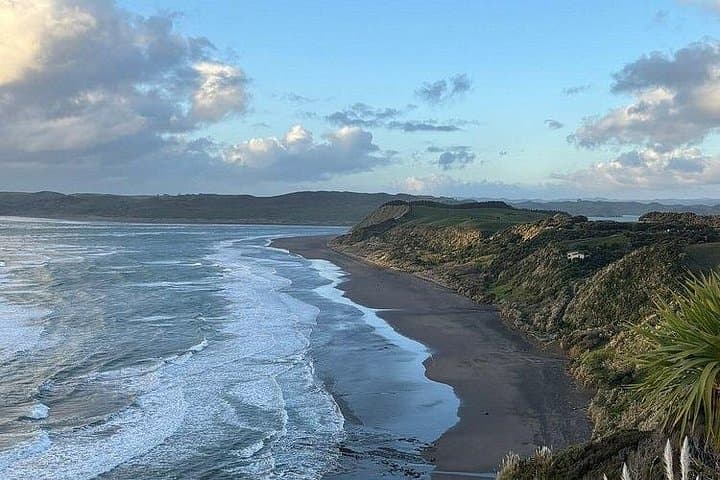 Raglan Day Tour from Auckland — Bridal Veil Falls, Raglan Fish & Ngarunui Beach photo 4